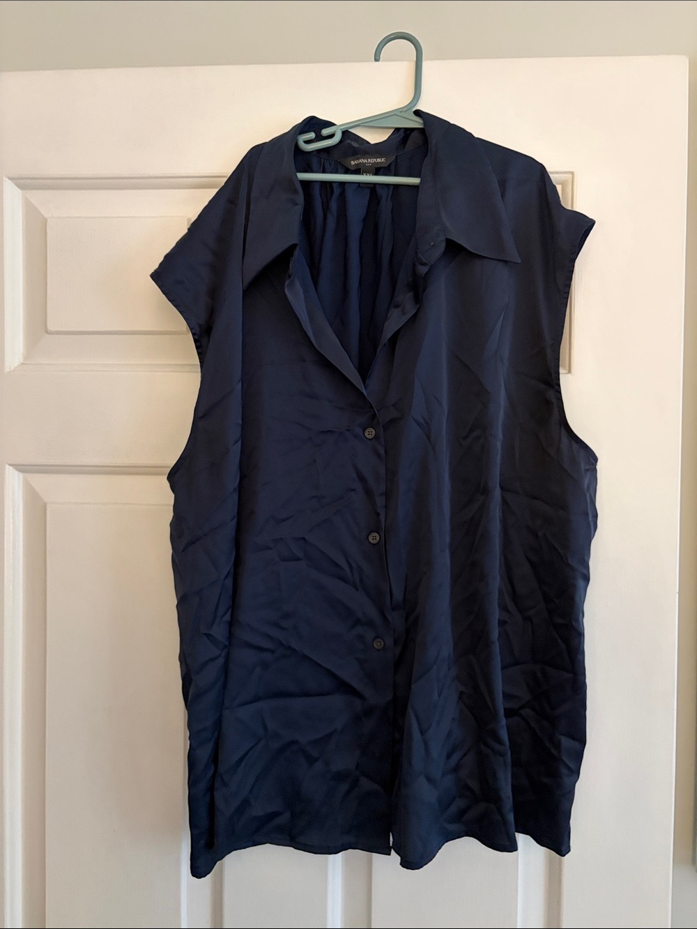 Banana Republic Navy Sleeveless Button-Front Top